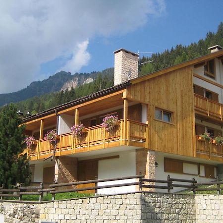 Appartamenti Decrestina Campitello di Fassa Quarto foto